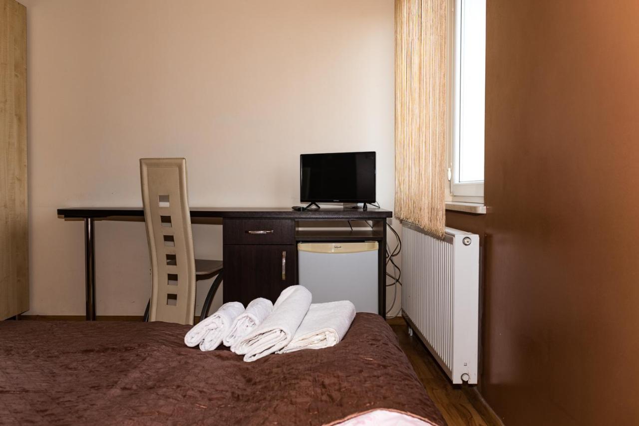 Na Fali Pokoje Goscinne Łeba Exterior foto