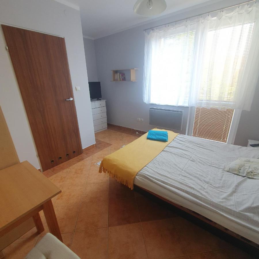Na Fali Pokoje Goscinne Łeba Exterior foto